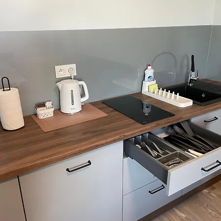 Ξενοδοχείο με διαμερίσματα Akant