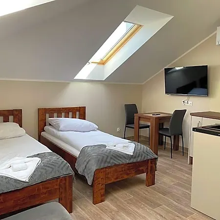 Aparthotel Akant 4*
